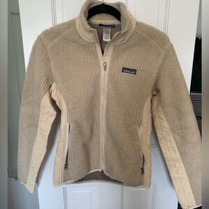 Retro Patagonia Teddy Fleece in Cream - Size Small